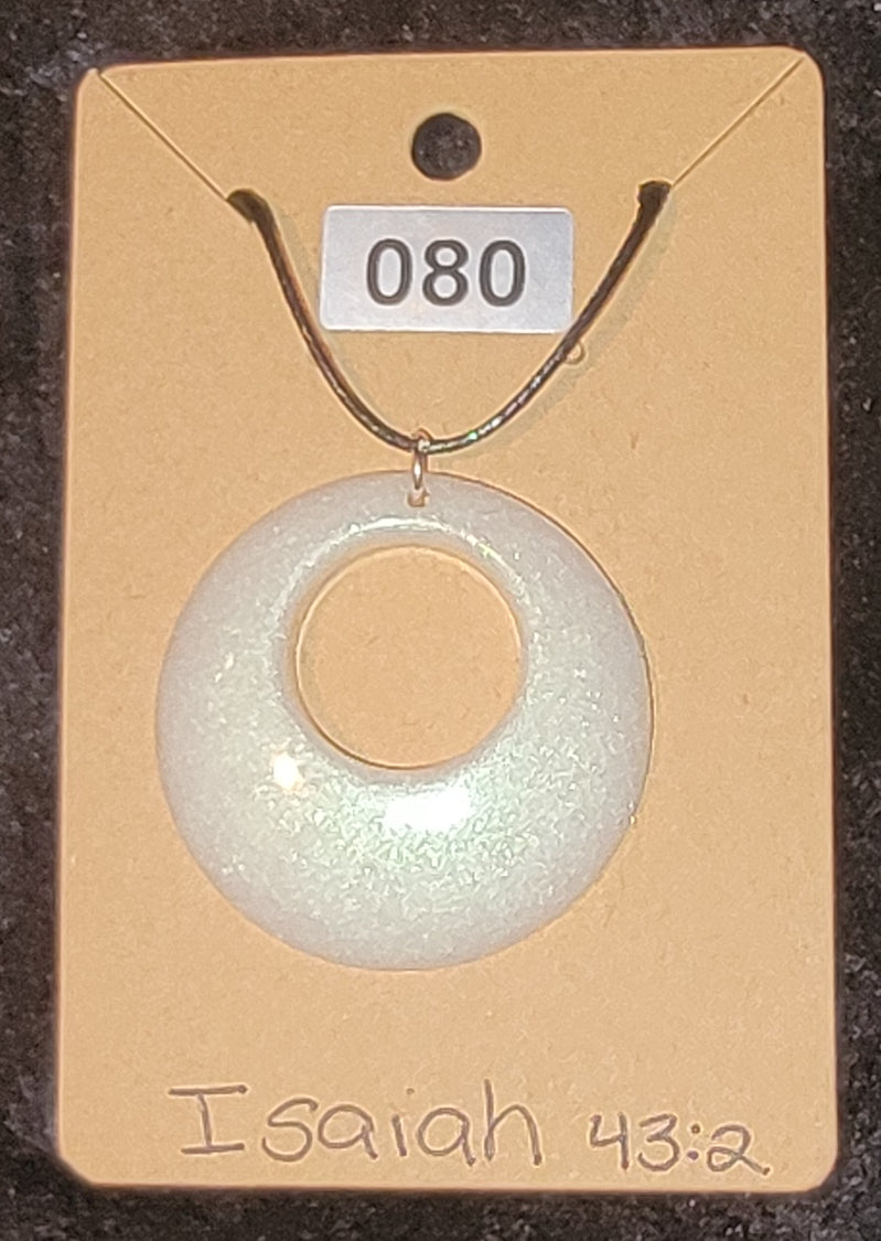 Large Circle Necklace-White